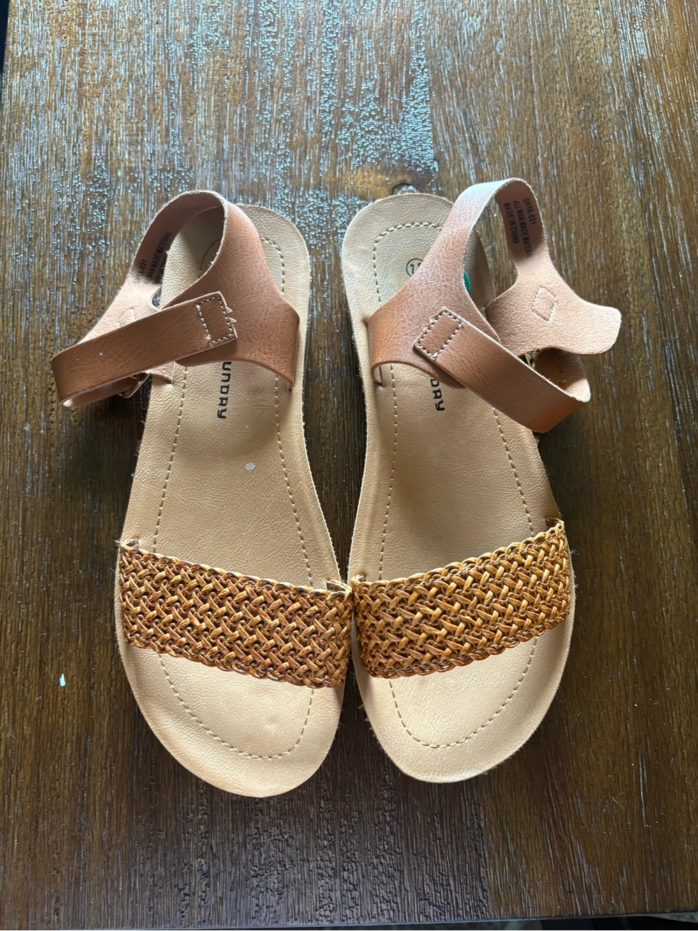 Casual Women's Brown Woven Strap Sandals - Unbranded